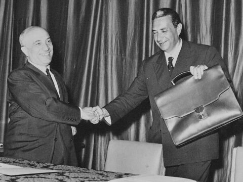 Amintore Fanfani, il piccolo grande uomo della politica che diede una casa agli italiani