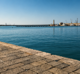 Panoramica del porto di Molfetta.