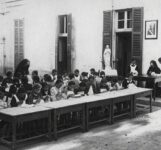 Quando a scuola si imparava anche a vivere Classe di economia domestica